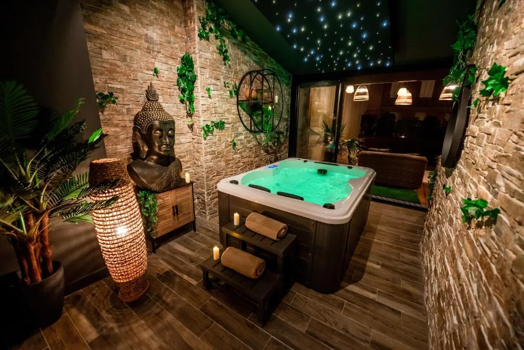 Suite Prestige Rooftop Toulouse - Bain à remous et terrasse en centre-ville (Toulouse, Haute-Garonne)