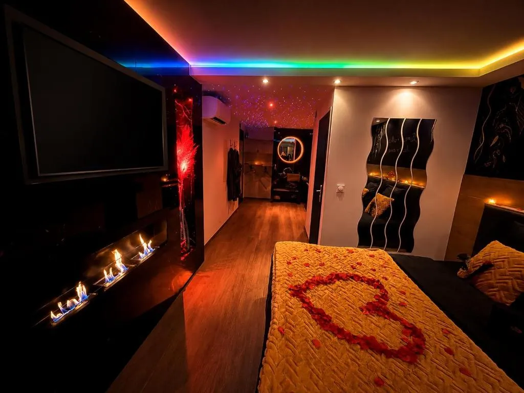 Suite Prestige Vue Mer, gîte avec spa à Villeneuve-Loubet - photo 2 sur 12