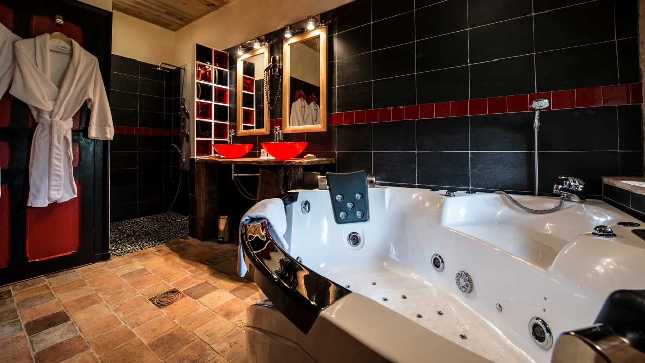Suite Richelieu, gîte avec spa à Moreilles - photo 3 sur 8