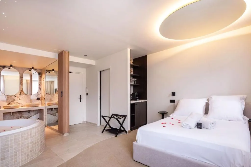 Suite Romantique Flandin, gîte avec spa à Lyon - photo 2 sur 12