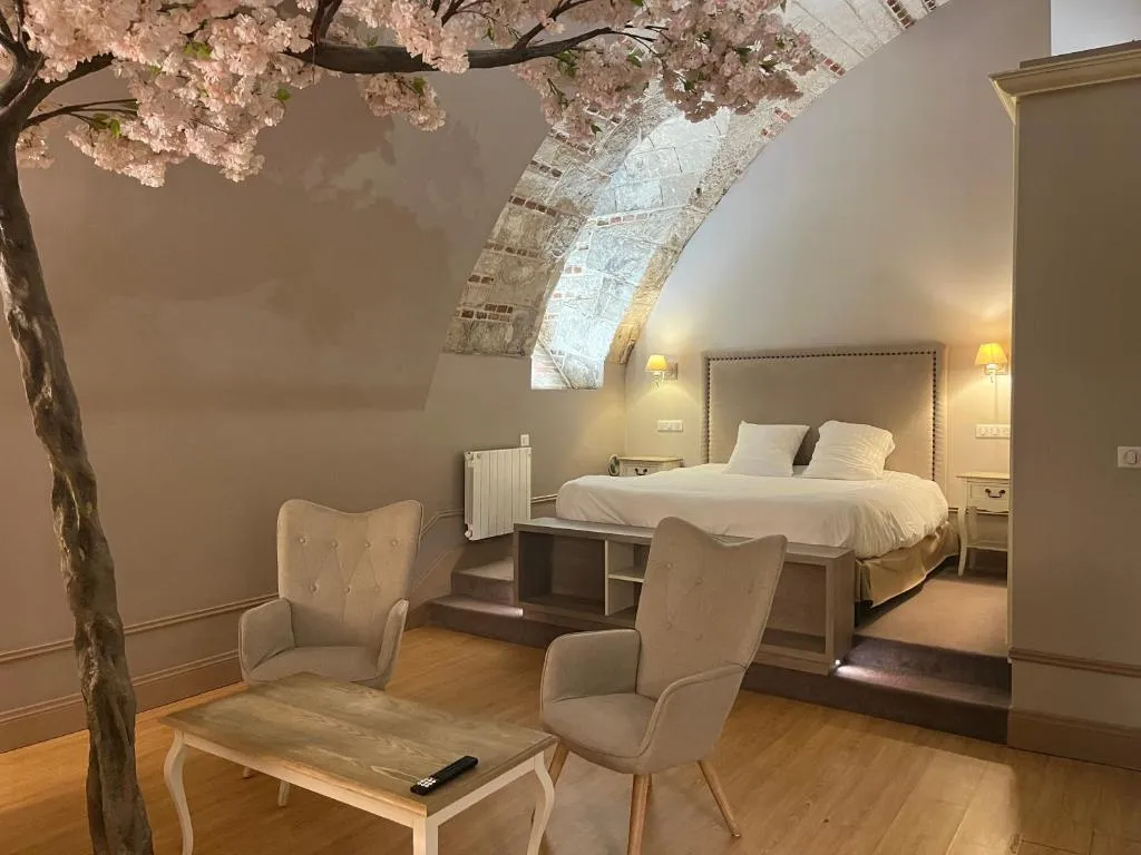 Suite Saint-Leu, gîte avec spa à Amiens - photo 2 sur 12