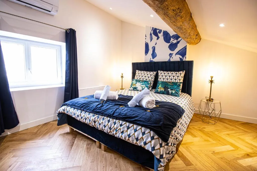 Suite Saphir, gîte avec spa à Saint-Étienne - photo 2 sur 10