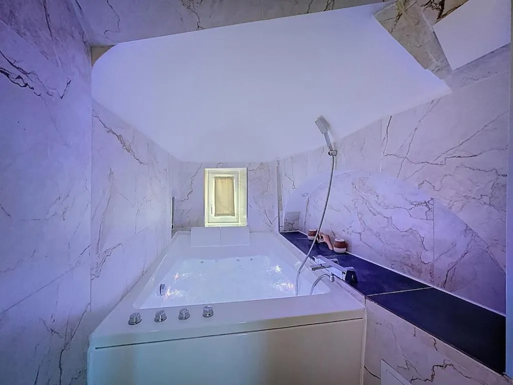 Suite sauna et balnéo de Beaumont, gîte avec spa à Beaumont - photo 3 sur 12