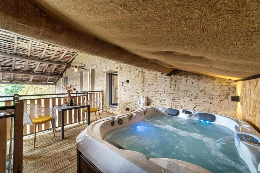 Suite spa de l'Oliveraie - Jacuzzi privé près de Toulouse (Castelnau-d'Estrétefonds, Haute-Garonne)