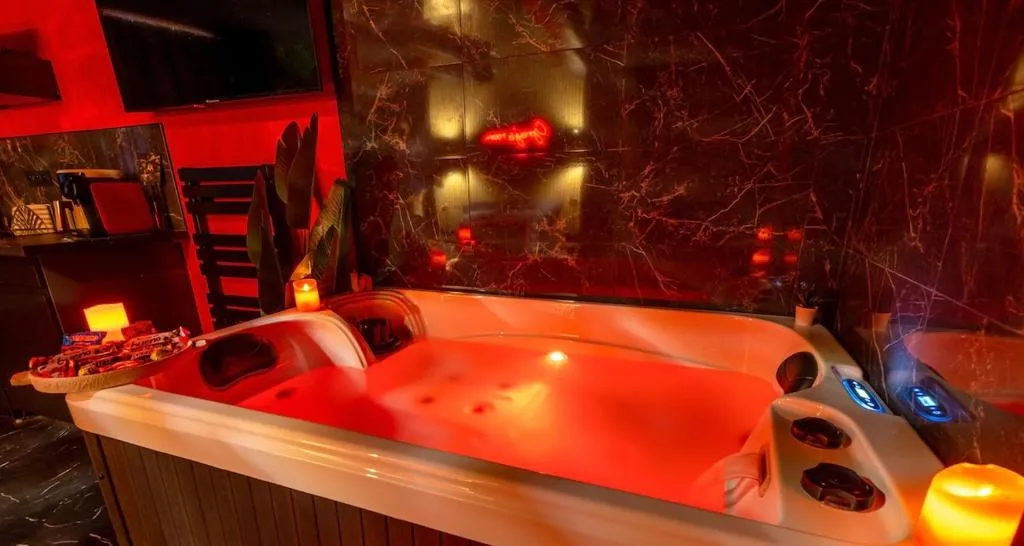 Suite spa de Pia, gîte avec spa à Pia - photo 3 sur 12