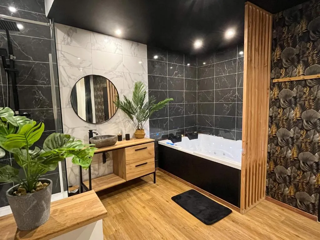 Suite Spa des Balances, gîte avec spa à Béziers - photo 3 sur 9