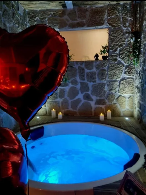 Suite Spa du Grau, gîte avec spa à Le Grau-du-Roi - photo 2 sur 11