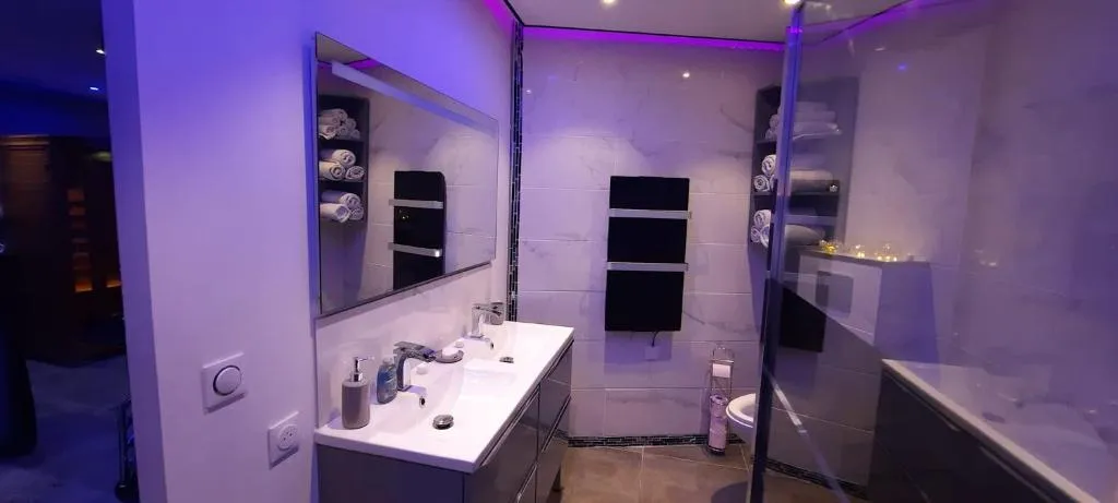 Suite spa Dydy, gîte avec spa à Lecelles - photo 3 sur 12