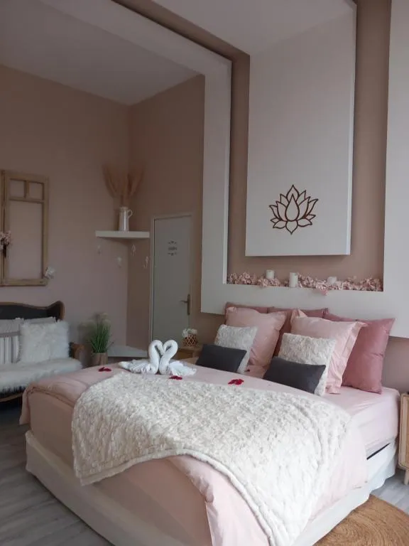 Suite spa et piscine de Louches, gîte avec spa à Louches - photo 2 sur 12