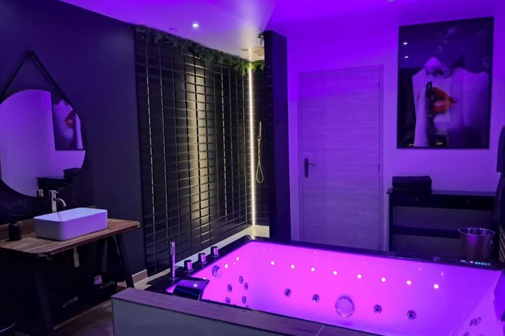 Suite spa et sauna d'Argenton, gîte avec spa à Argenton-sur-Creuse - photo 3 sur 12