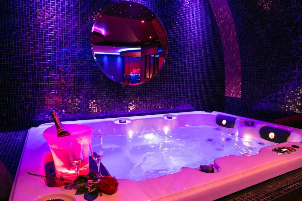 Suite Spa Insolite, gîte avec spa à Toulouse - photo 3 sur 12