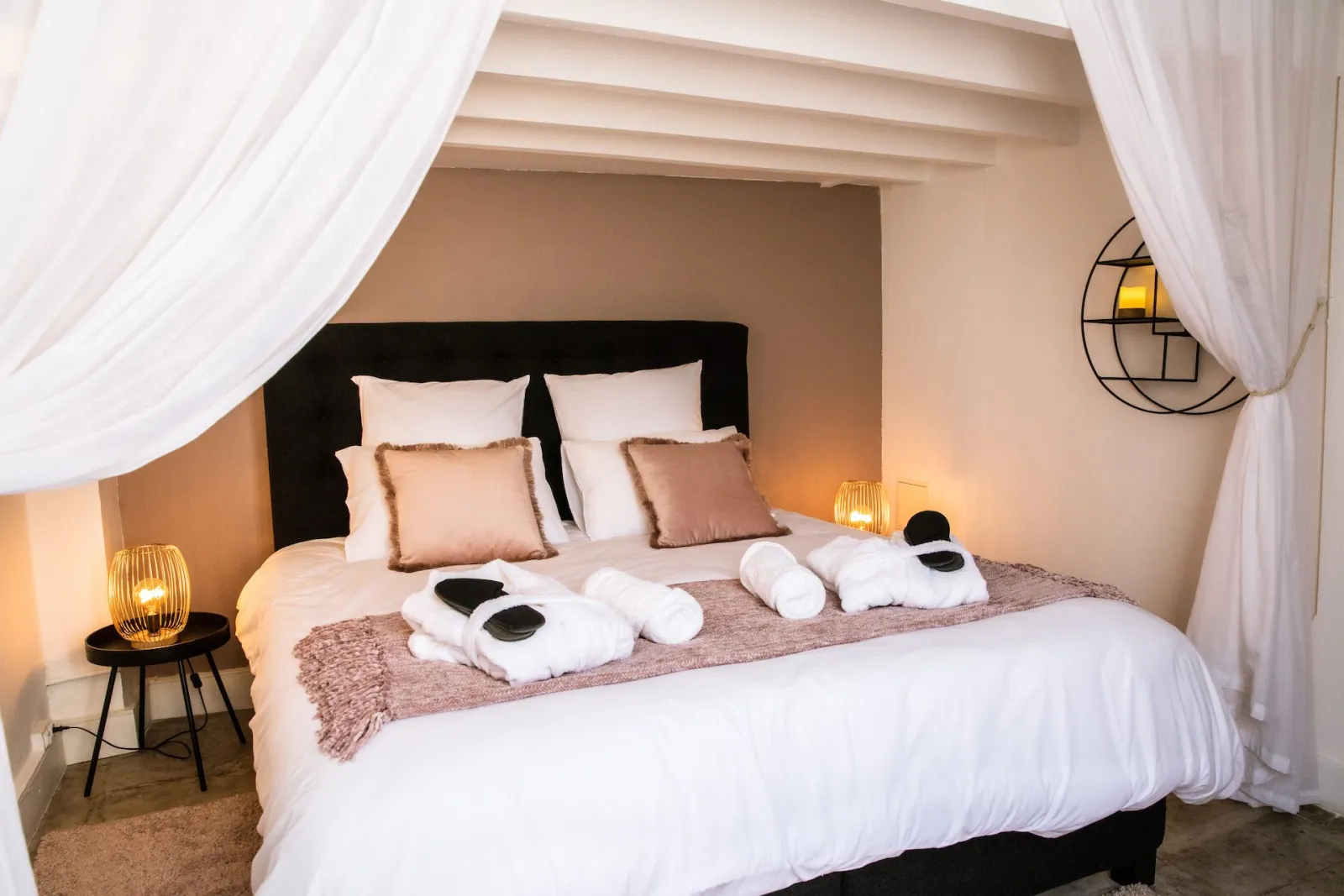 Suite Vénusa Romantique, gîte spa à Montpellier - photo 3 sur 12