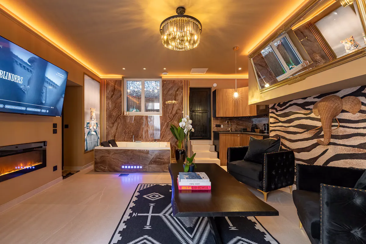 Suite Voûtée Félins, gîte avec spa à Rouen - photo 2 sur 8
