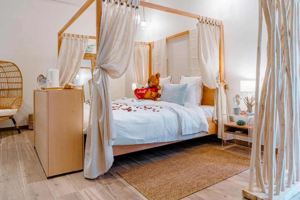 Suites jacuzzi de Mouroux - Chambres d'hôtes avec sauna et jardin (Mouroux, Seine-et-Marne)