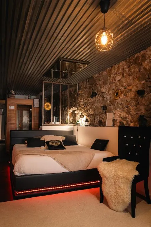 Sweet Loft, gîte avec spa à Grenoble - photo 2 sur 12