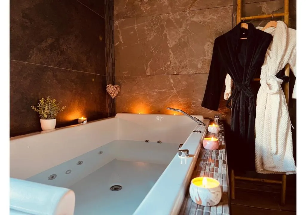 Te Dua Room, gîte avec spa à Le Barcarès - photo 3 sur 12