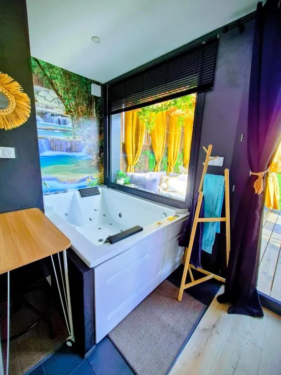 Tiny House Glamour, hébergement insolite à Muret - photo 2 sur 11