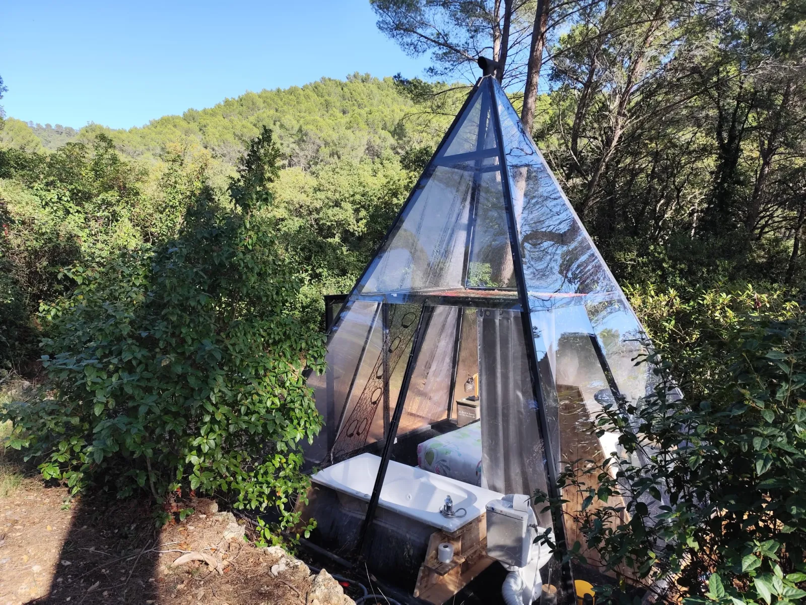 Tipyramide & Balnéo - L'Auberge de la Tuilière (Carnoules, Var)