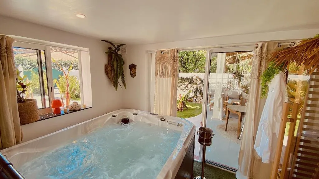 Tropical Lodge Spa, gîte avec spa à Narbonne - photo 2 sur 12