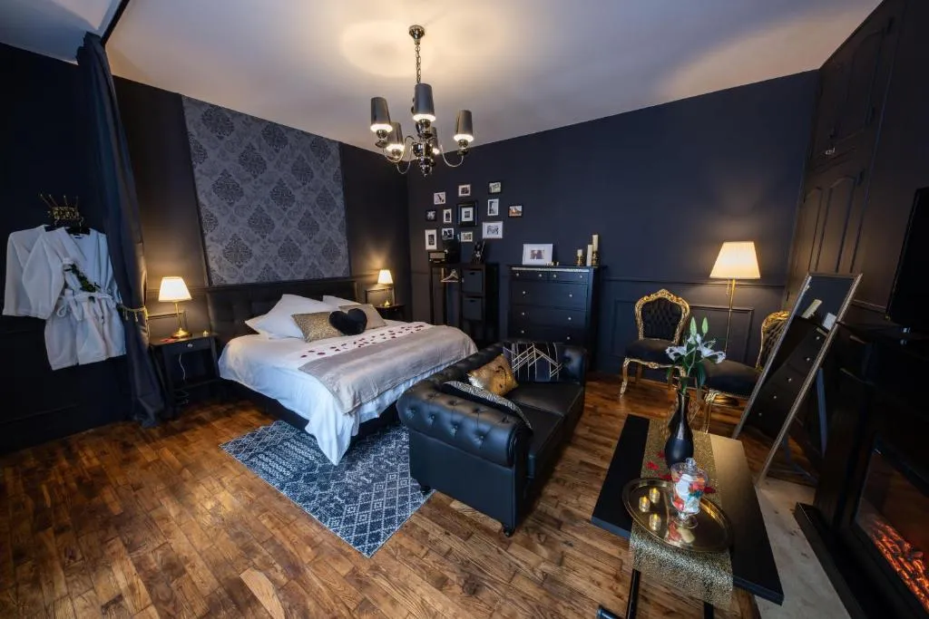 Urban Spa Romantique - Appartement 4 étoiles avec sauna et console de jeux (Troyes, Aube)