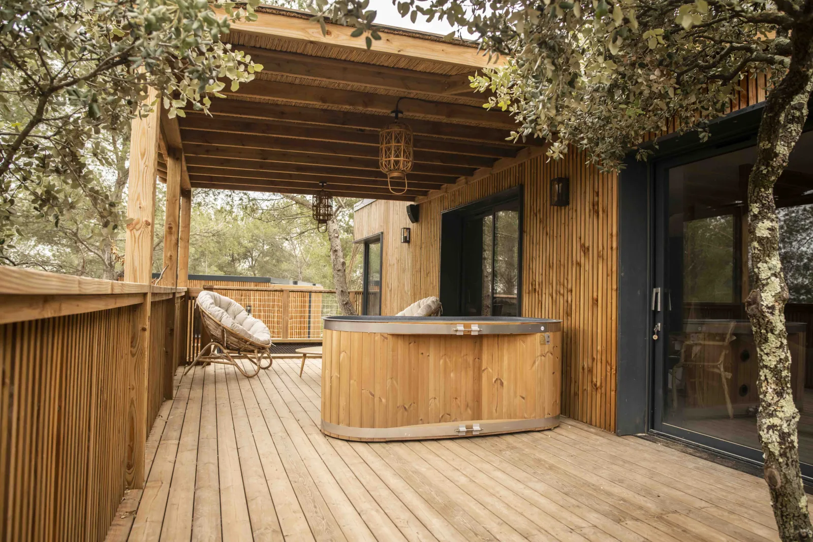 Villa Couple Baignoire Jacuzzi et Filet - Villa Occitana (Calvisson, Gard)