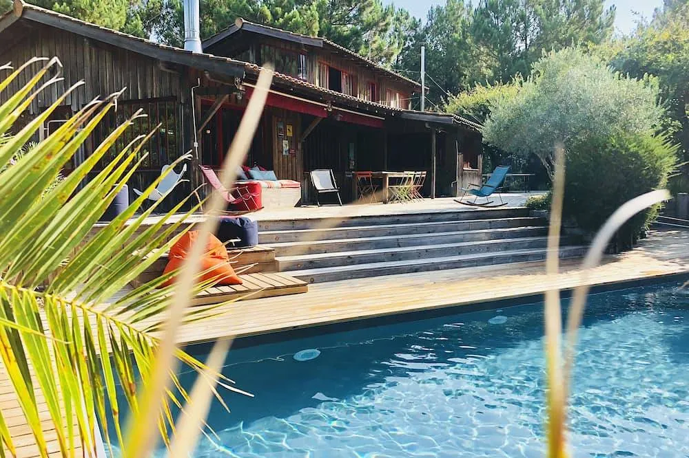Villa en bois de Piquey - Piscine chauffée et sauna (Lège-Cap-Ferret, Gironde)
