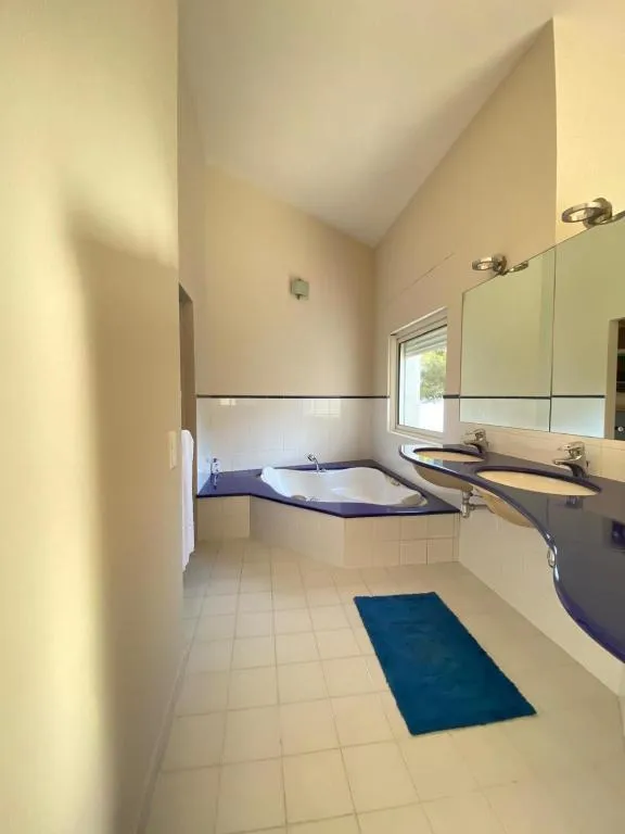 Villa jacuzzi de Roquebrune, gîte avec spa à Roquebrune-Cap-Martin - photo 3 sur 12