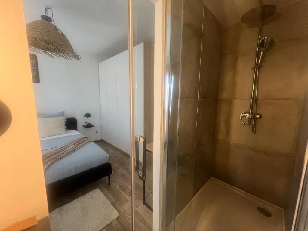 Villa jacuzzi des Pennes-Mirabeau, gîte avec spa à Les Pennes-Mirabeau - photo 3 sur 11