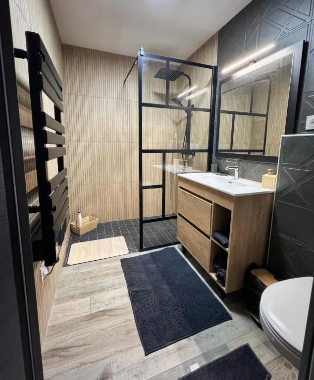 Villa Luxe et Sauna, gîte avec spa à Domérat - photo 3 sur 12