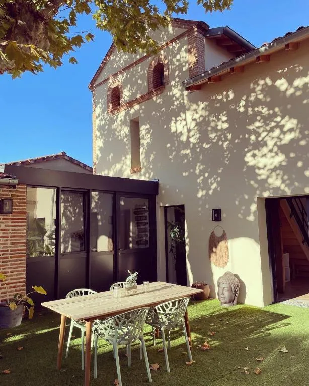 Villa romantique de Noé - Villa avec jacuzzi privé (Noé, Haute-Garonne)