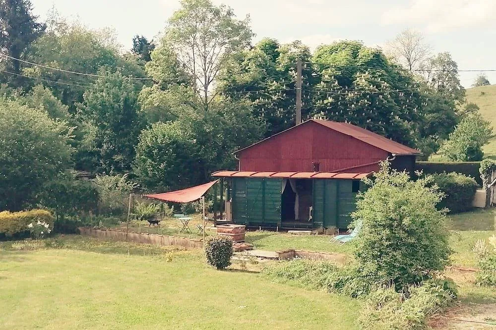 Wagon spa des crêtes - wagon réhabilité avec spa privatif pour deux (Chesnois-Auboncourt, Ardennes)