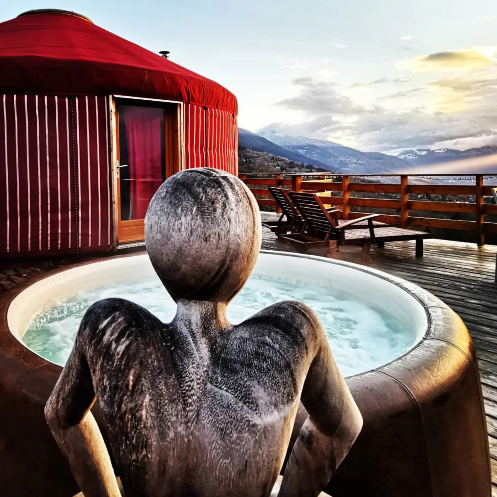 Yourte avec Spa privé, 6 places, hébergement insolite à Saint-Martin-d'Uriage - photo 3 sur 8